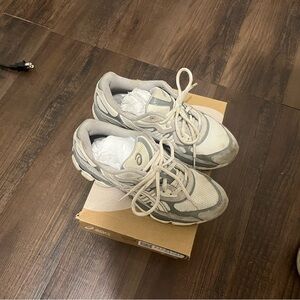 Asics Cream and Gray Running Shoes